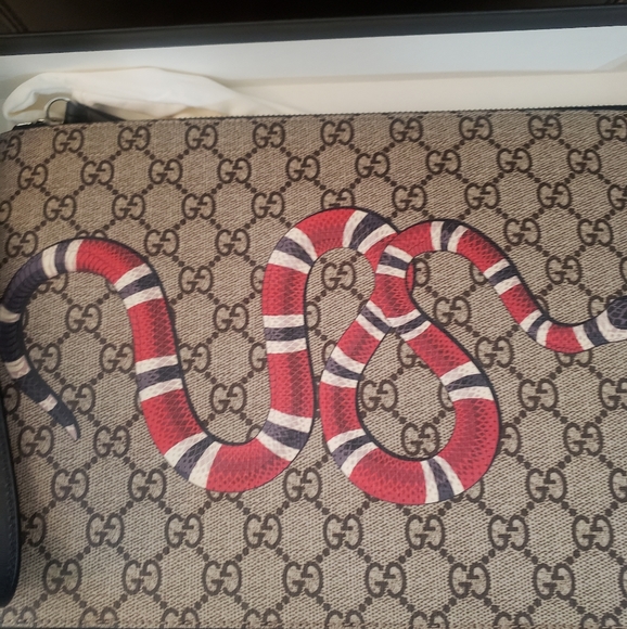 Authentic Gucci Supreme Large  King  Snake Pouch/Wristlet - Picture 2 of 5